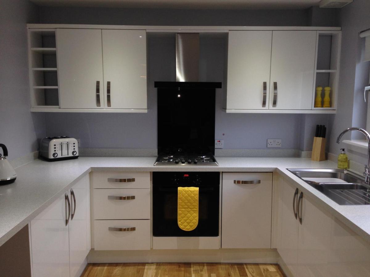 Flat Three, 212 Eaglesham Road, East Kilbride, Glasgow מראה חיצוני תמונה