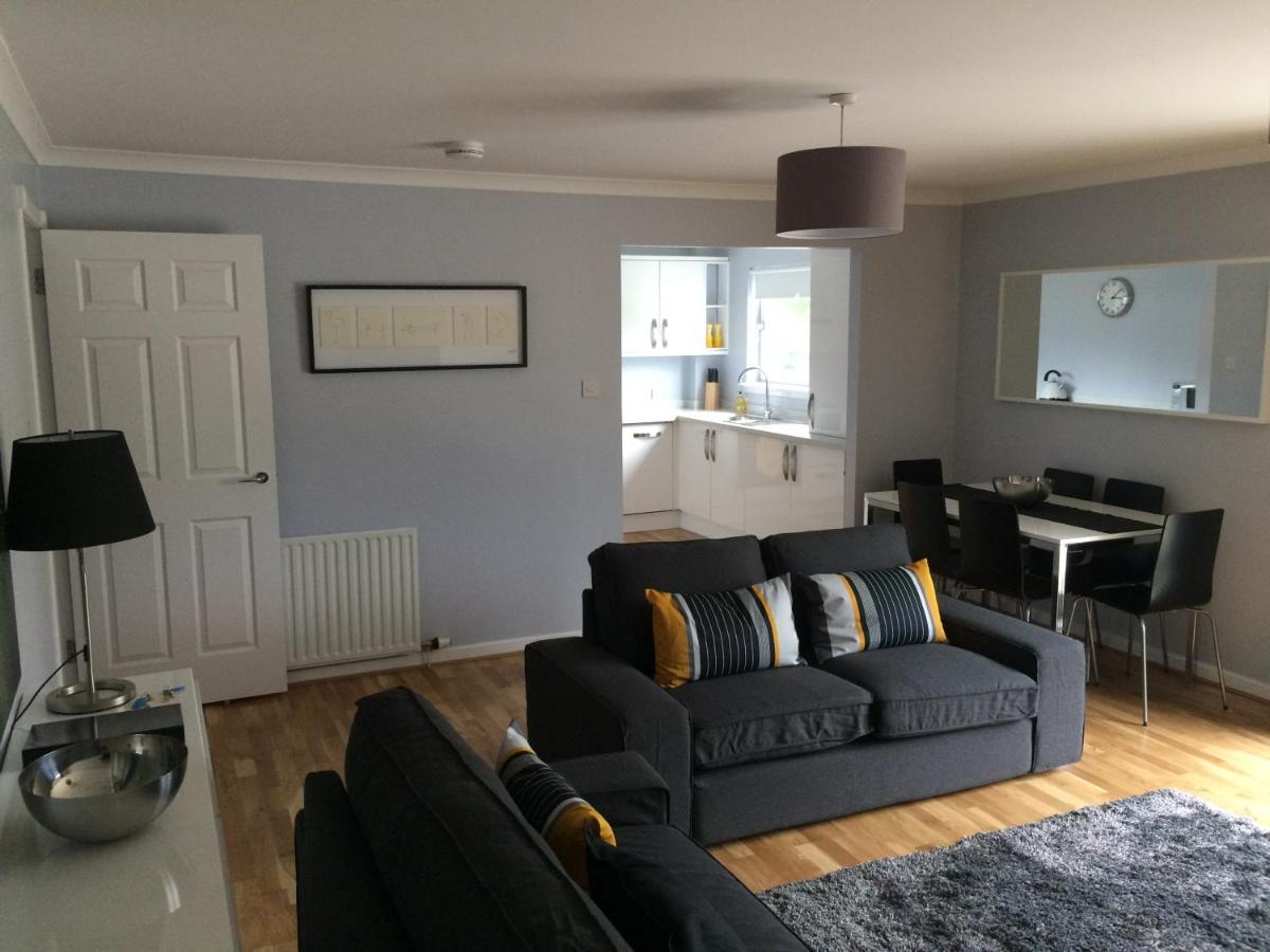 Flat Three, 212 Eaglesham Road, East Kilbride, Glasgow מראה חיצוני תמונה
